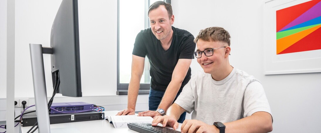 Ausbildung - Fachinformatiker 2026 (m/w/d), 1. Bild