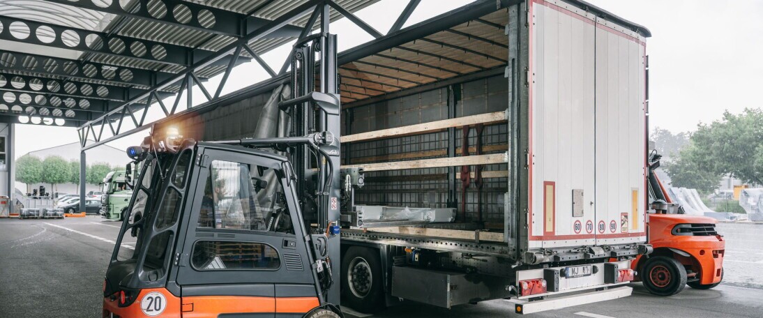 Staplerfahrer/ Materialtransporteur (m/w/d), 1. Bild